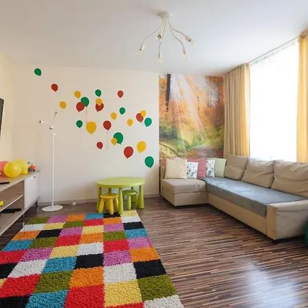 Colored Balloons - 3 Bedrooms, 3 Bathrooms, Equipped Large Apartments Lviv Exterior photo