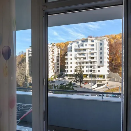 Colored Balloons - 3 Bedrooms, 3 Bathrooms, Equipped Large Apartments Lviv Exterior photo