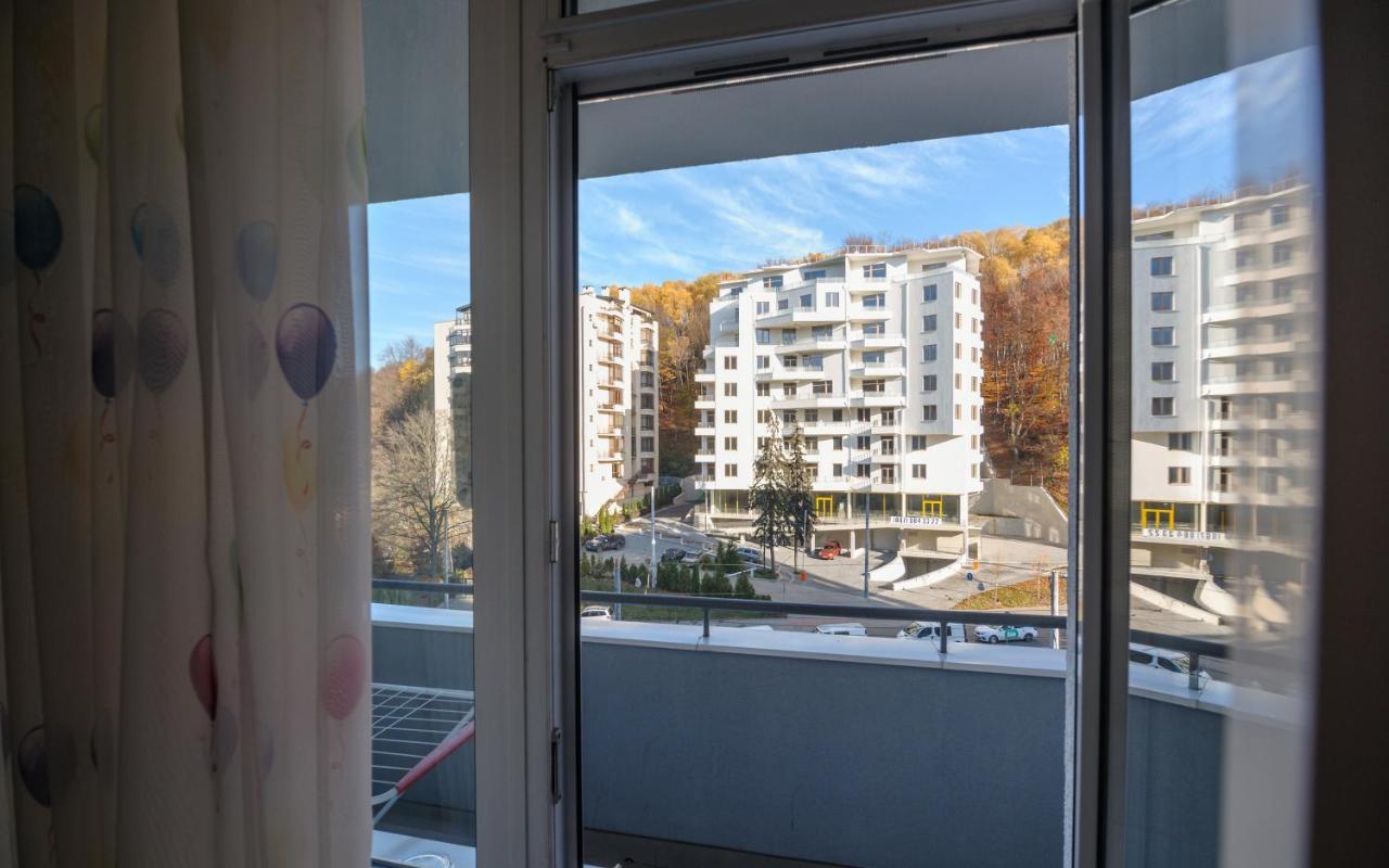 Colored Balloons - 3 Bedrooms, 3 Bathrooms, Equipped Large * Lviv
