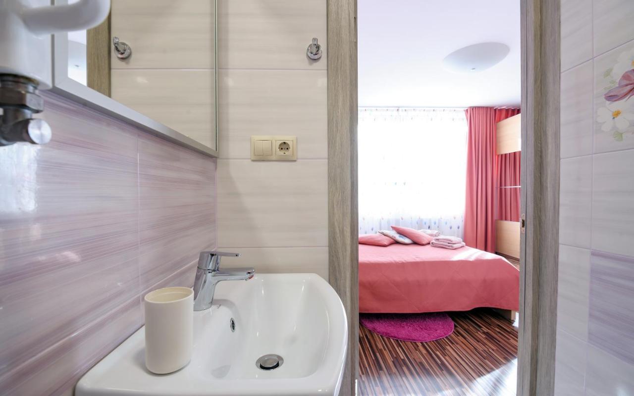 公寓 Colored Balloons - 3 Bedrooms, 3 Bathrooms, Equipped Large Lviv