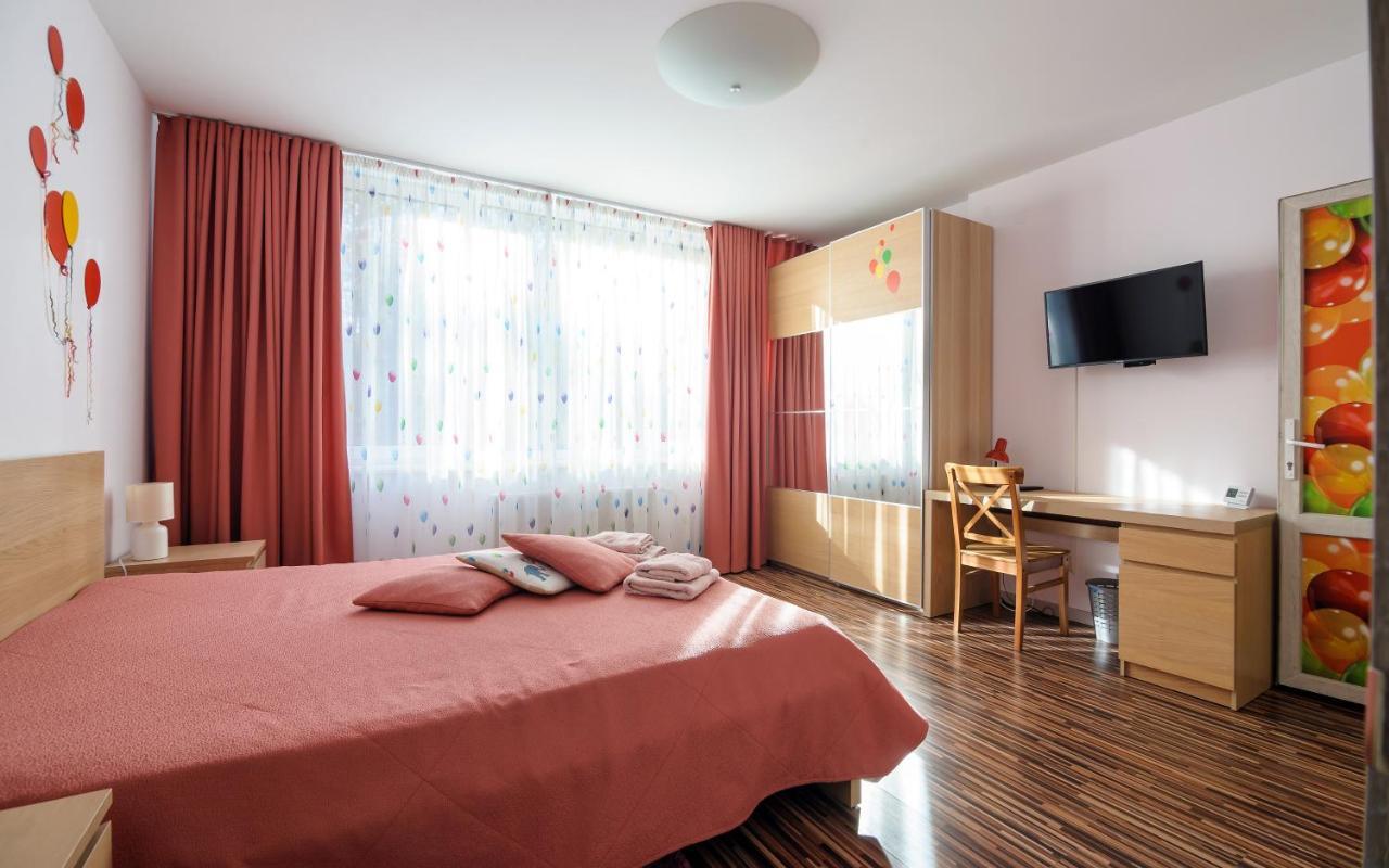Apartament Colored Balloons - 3 Bedrooms, 3 Bathrooms, Equipped Large Lwów